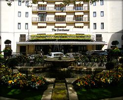 The_Dorchester_Hotel_in_London_Mayfair,_England_United_Kingdom_(4579989922)
